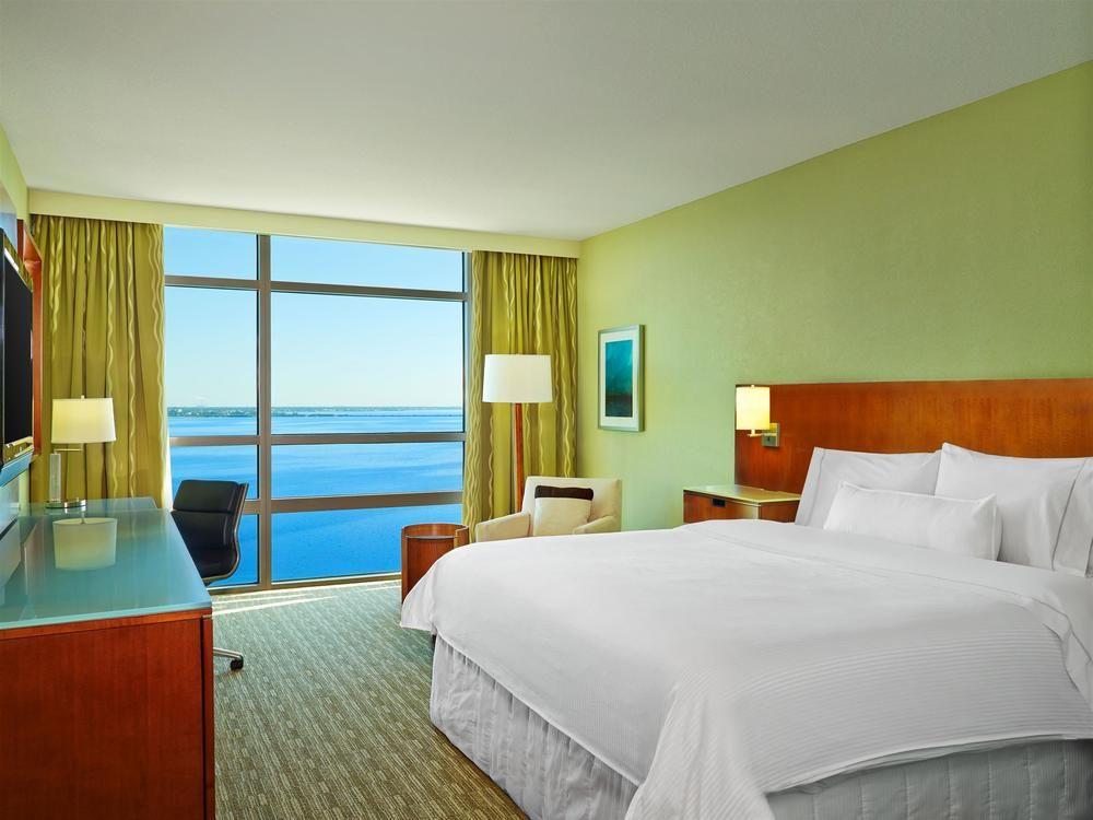 Отель The Westin Tampa Bay Экстерьер фото