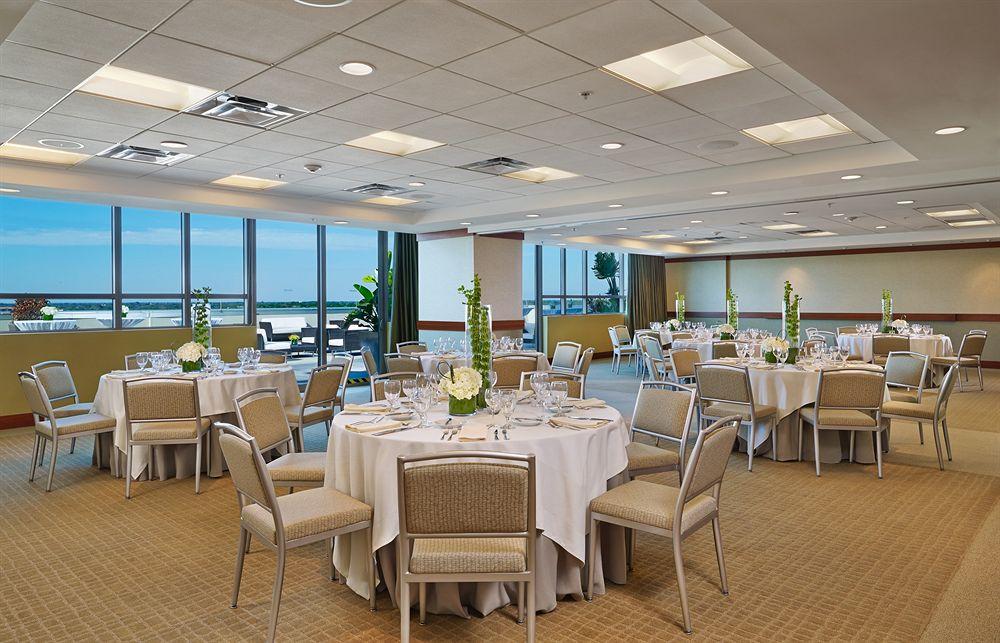 Отель The Westin Tampa Bay Экстерьер фото