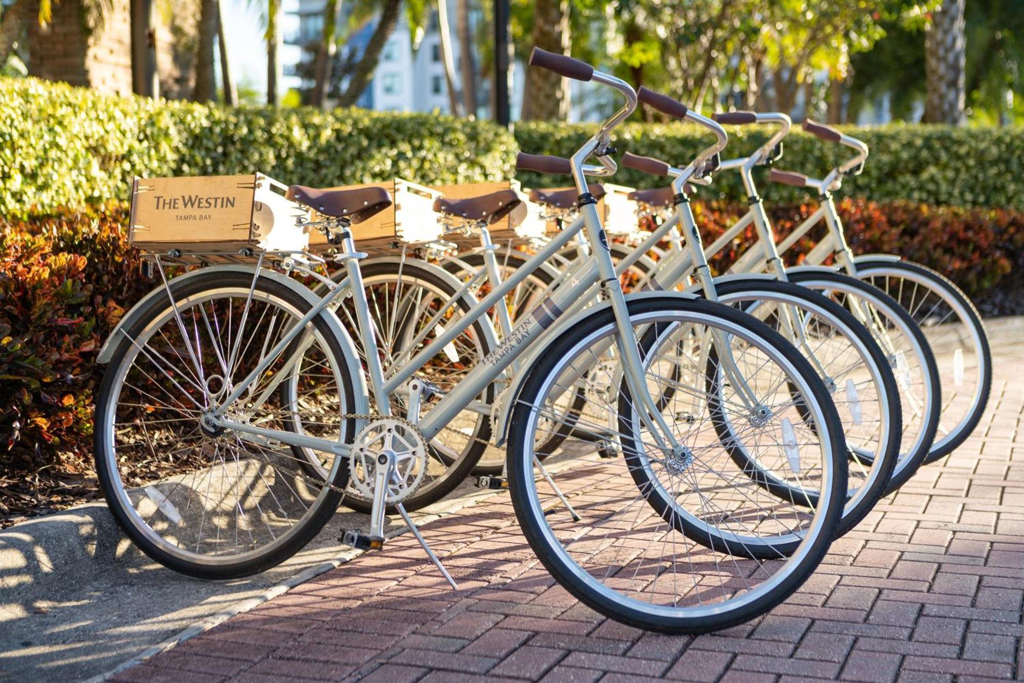 Отель The Westin Tampa Bay Экстерьер фото