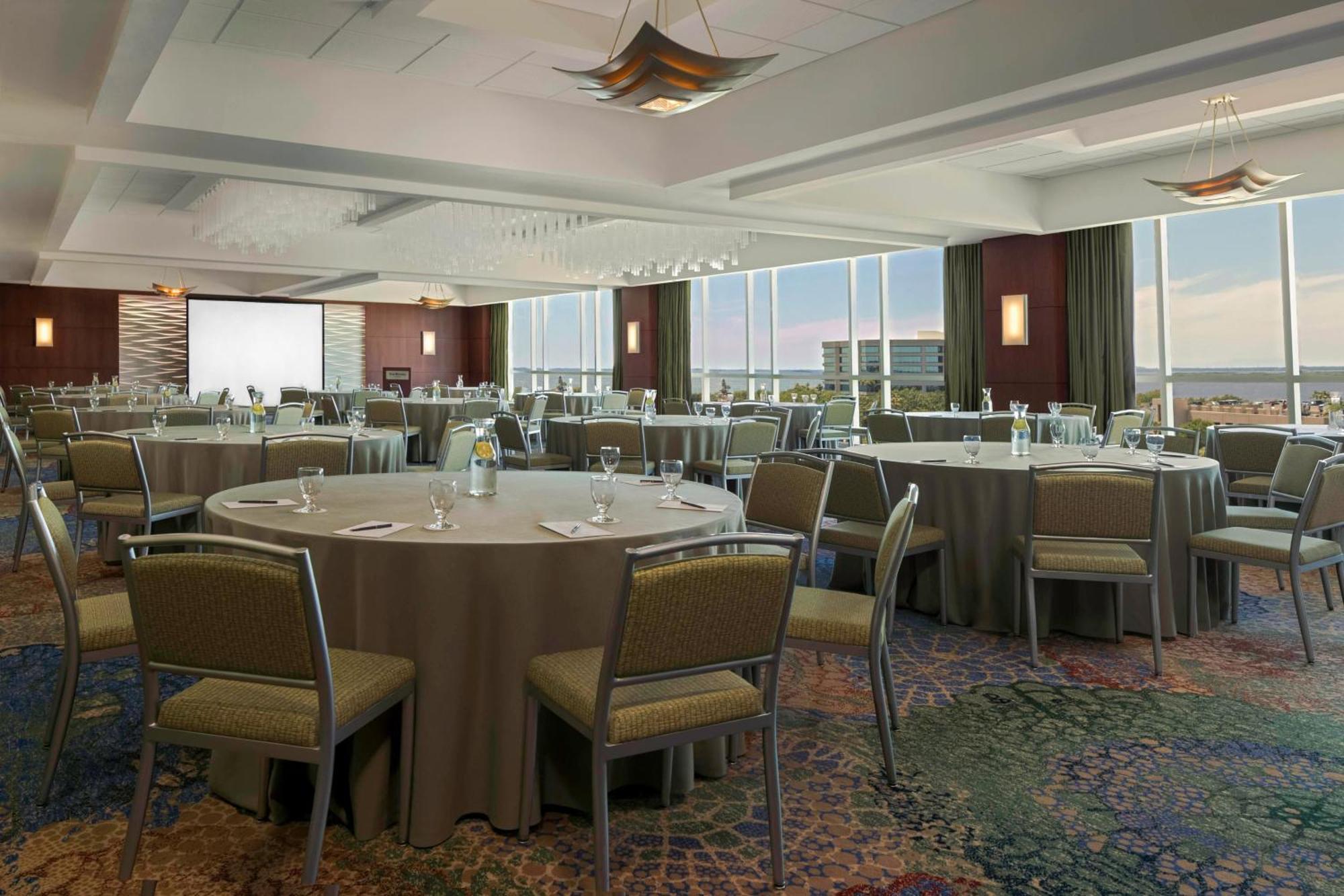 Отель The Westin Tampa Bay Экстерьер фото