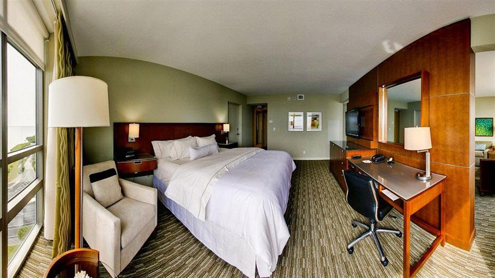 Отель The Westin Tampa Bay Экстерьер фото