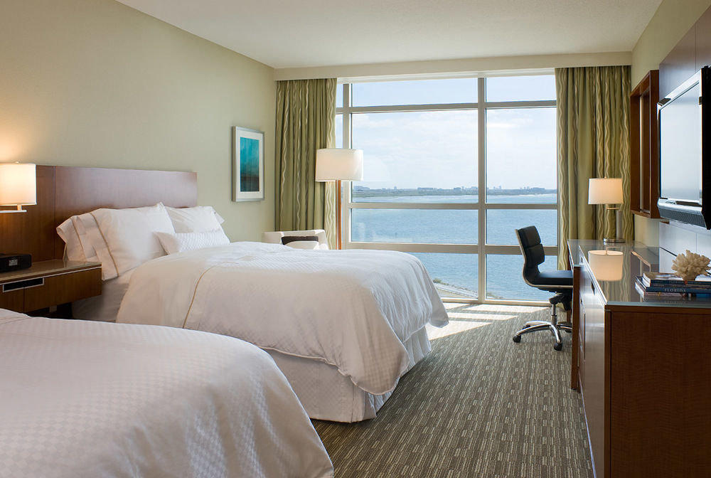 Отель The Westin Tampa Bay Экстерьер фото